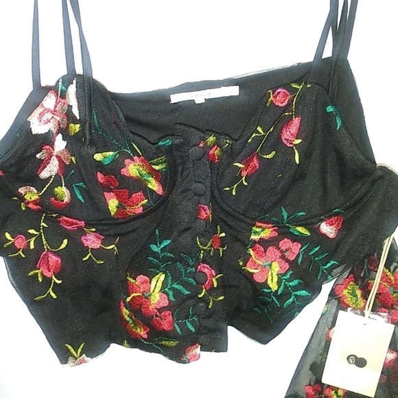 NWT TULAROSA x REVOLVE Adele Black Embroidered Long Sleeve Crop Top, Size XL - Picture 3 of 7